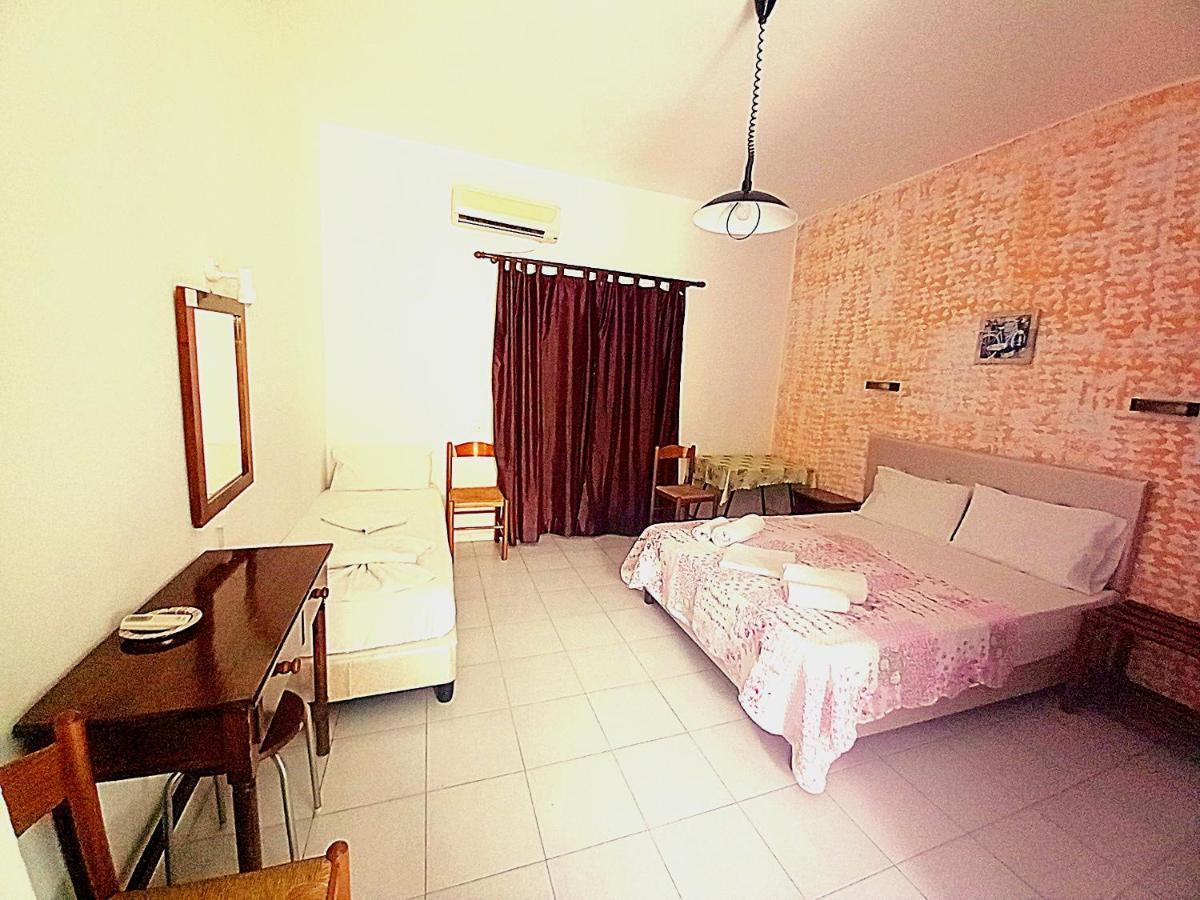 Holidays Studios & Apartments Laganas Extérieur photo