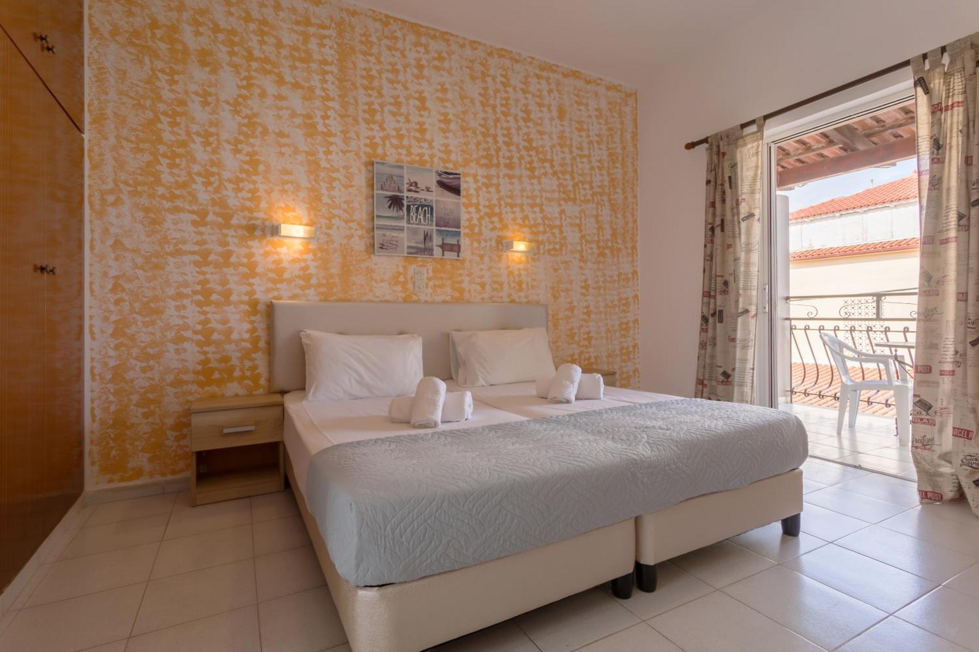 Holidays Studios & Apartments Laganas Extérieur photo