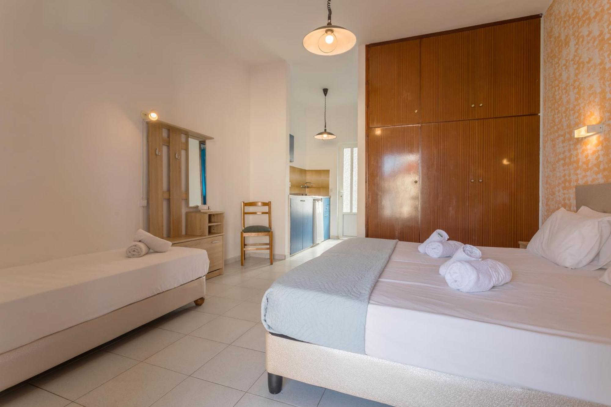 Holidays Studios & Apartments Laganas Extérieur photo
