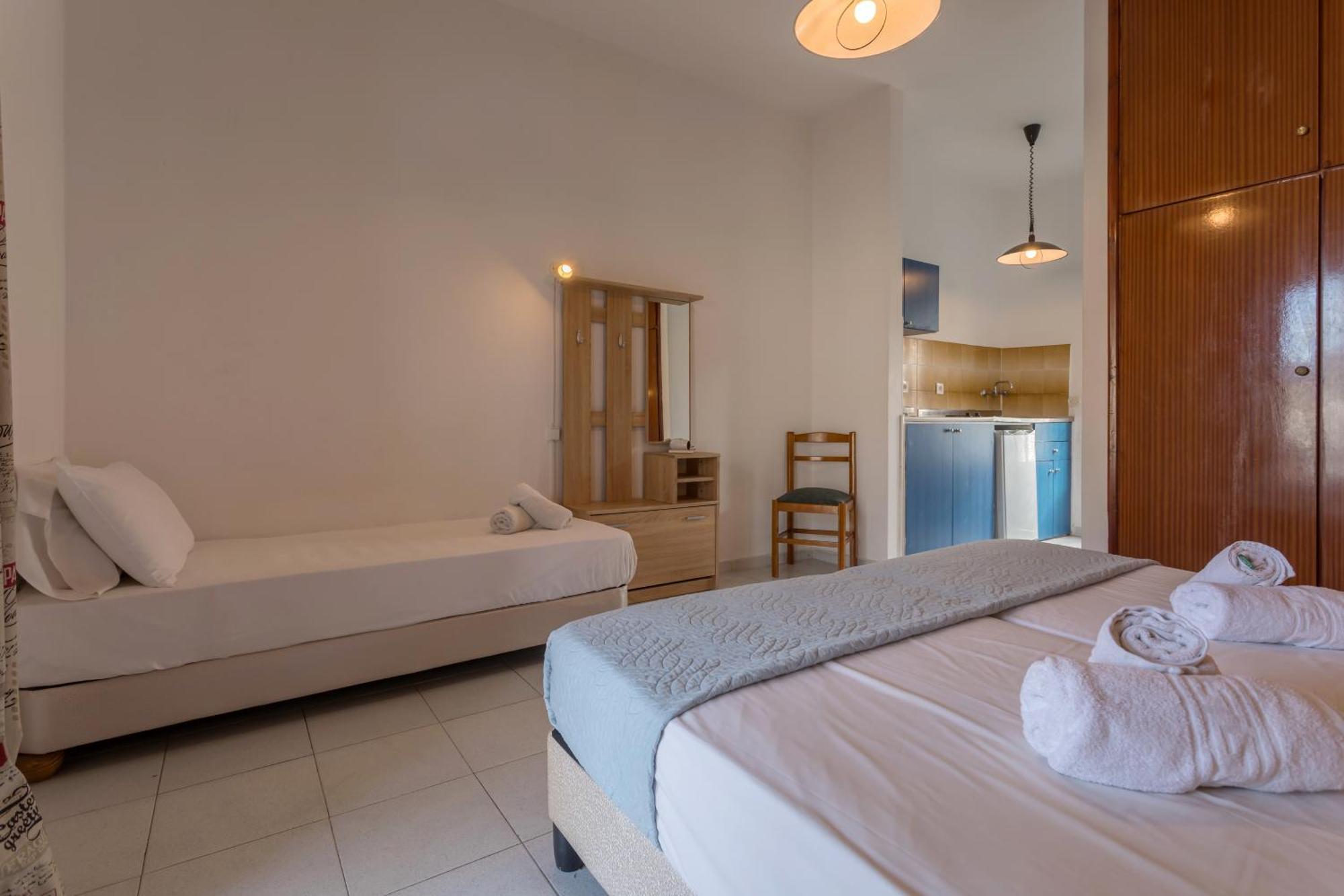 Holidays Studios & Apartments Laganas Extérieur photo