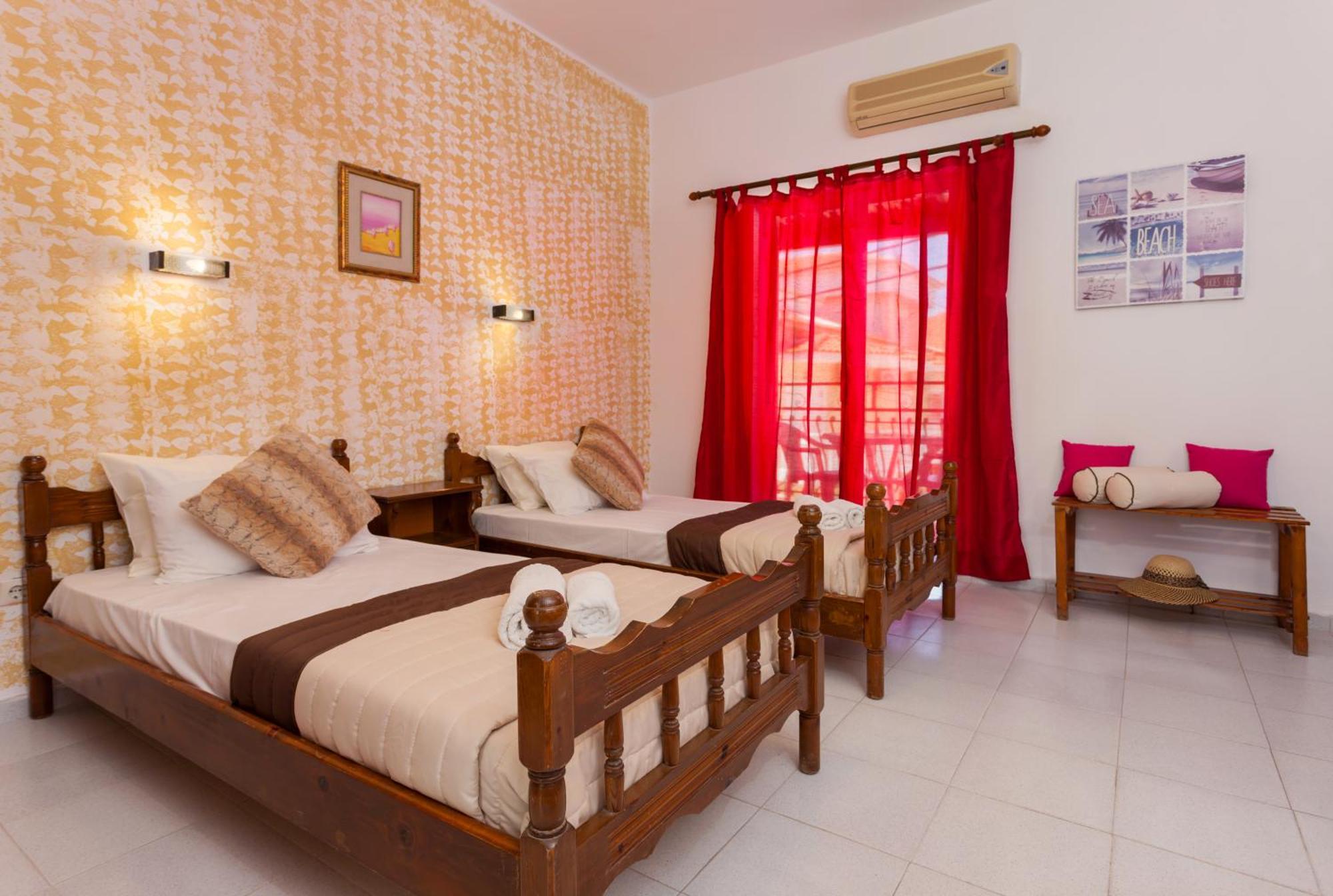 Holidays Studios & Apartments Laganas Extérieur photo