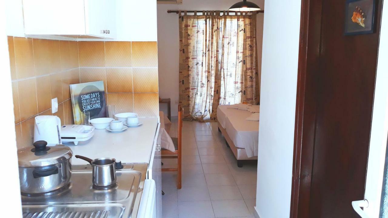 Holidays Studios & Apartments Laganas Extérieur photo